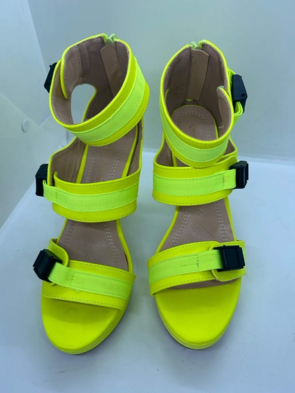 Chase + Chloe Neon yellow
platform straps shoes Size 6.5 - Picture 5 of 13